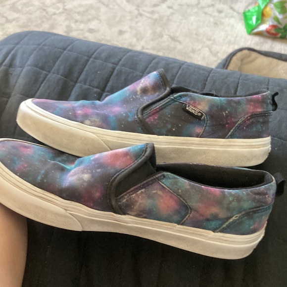 Vans  galaxy pattern with purple blue and white specks sneakers - Picture 3 of 9
